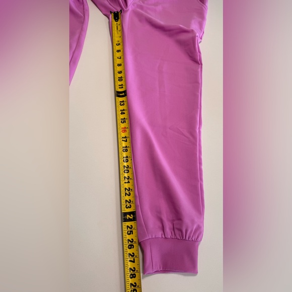 Figs Women Zamora High Waisted Jogger Scrub Pant Size Medium Regular Pink Nurse - Picture 11 of 12